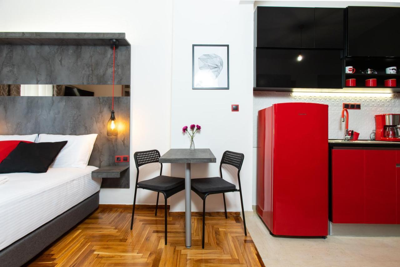 Downtown Luxury Boutique Suites : The Red Suite Soluň Exteriér fotografie